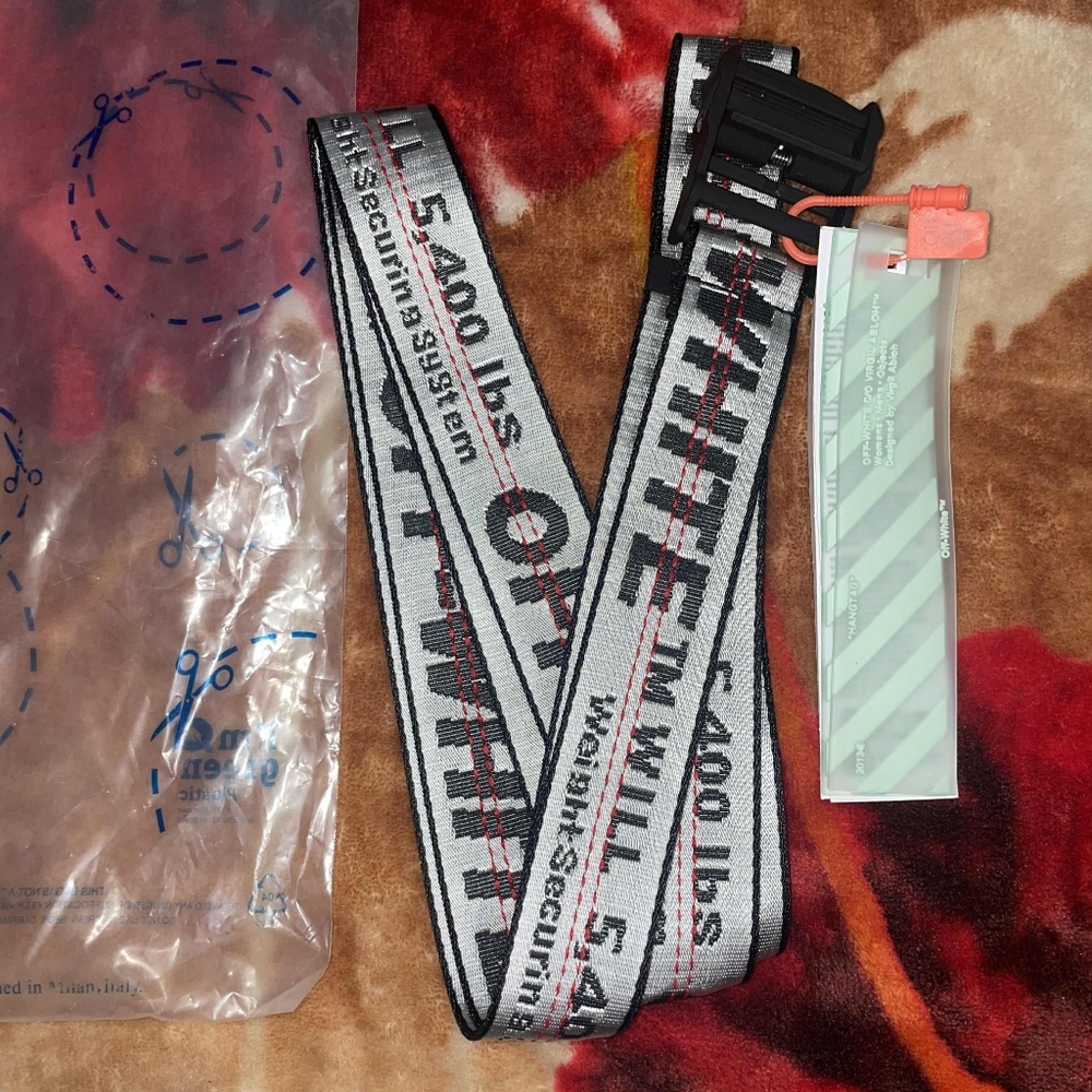 Off-White Striped Belt with Color White With Black Buckle and Orange Tag